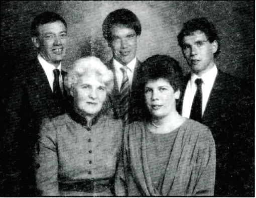 The Thomas family who presently reside at Coed-y-Foel Isaf in Bala, Wales, Edward and Eleanor's homestead. Pictured: Front row (left to right) Morfydd and Eirian, back row (left to right) Tom, Bryn and Arwyn.